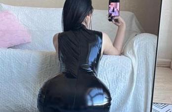 微密圈 – 120斤的小王同学的校服合集：这身打扮，我也是醉了！
