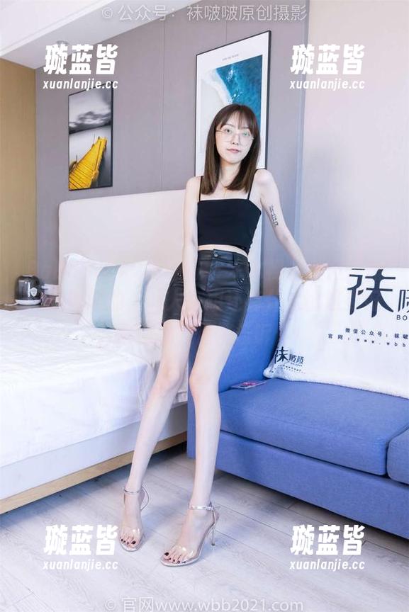 BoBoSocks袜啵啵-木木 BoBoSocks袜啵啵 - 木木裸足之邀:原图是时髦的,让人在想还有什么比这更好,套图嘛…悄悄告诉你!