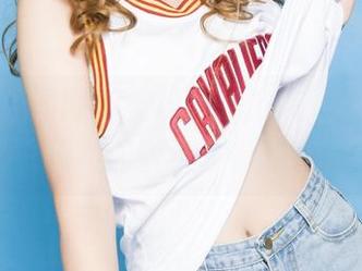 GIRLT果团网 – 圣诞快乐才有意思，黄歆苑高清壁纸等你下载
