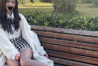 微密圈 – July芝岚的图集分享，每个女孩都有故事，有些故事只适合安静欣赏！