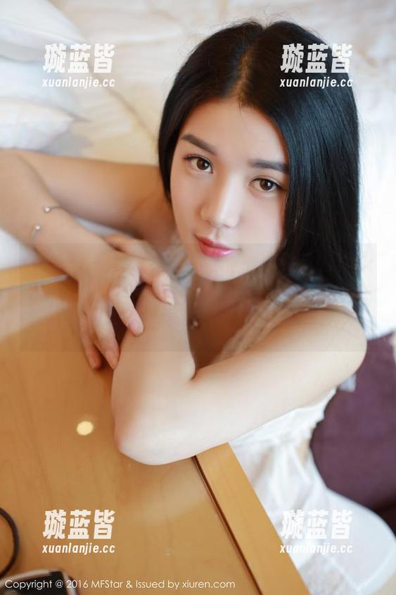 MFStar模范学院 - 谁能拒绝SiByl李思宁私房里那件旗袍美图，多看一眼都觉着自己旧社会的文人气质都复苏了啊！