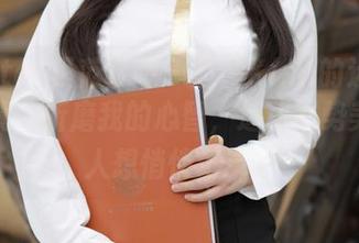 MFStar模范学院 – 茜茜Kimi的运动全套写真，折磨我的心智，运动态势美得让人想悄悄记录。