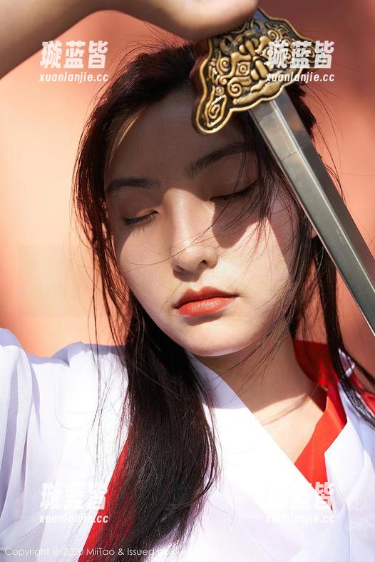MiiTao蜜桃社 - 不小心透了：咕噜Sweet的原图精选，透明得连思绪都跑了！