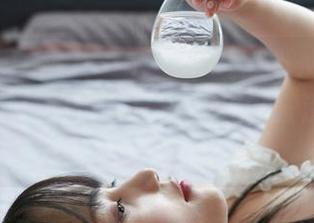 MiiTao蜜桃社 – 注：下载默默Momo的瑜伽写真风险自负！可能会引发深度放松！