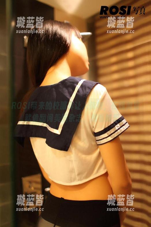 ROSI带来的校服真让人惊艳，在线浏览就像翻阅美图杂志，越看越想。