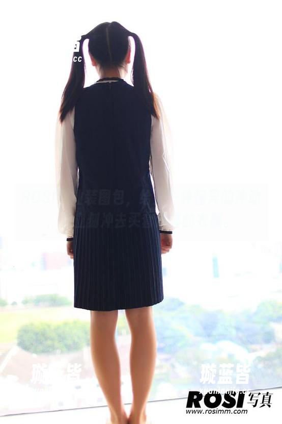ROSI职业装图包，给人一种怪异的冲动，想立刻冲去买套这样的衣服。