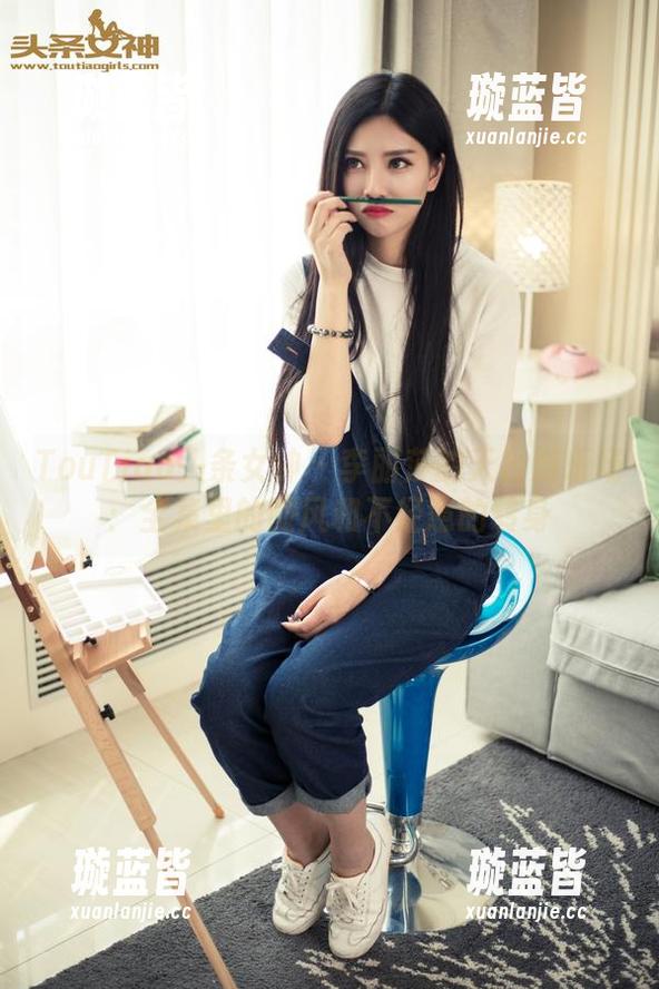 TouTiao头条女神-李丽莎 TouTiao头条女神 - 李丽莎的天台游乐场:全集里的微风和不经意的转身