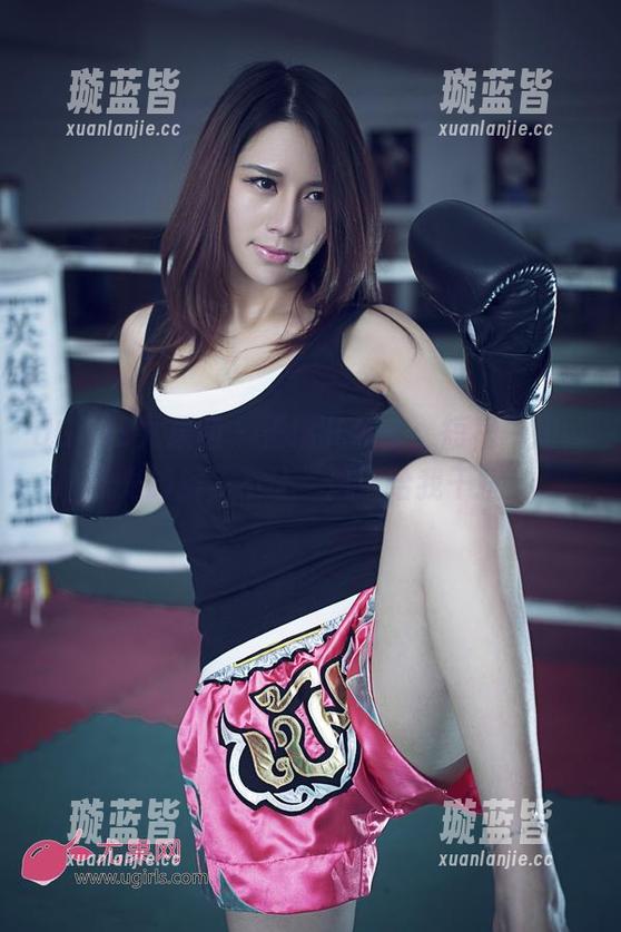 UGirls尤果网 - 王瑞儿私拍：短裙一甩，风光旖旎，不让‘风’给我干扰！