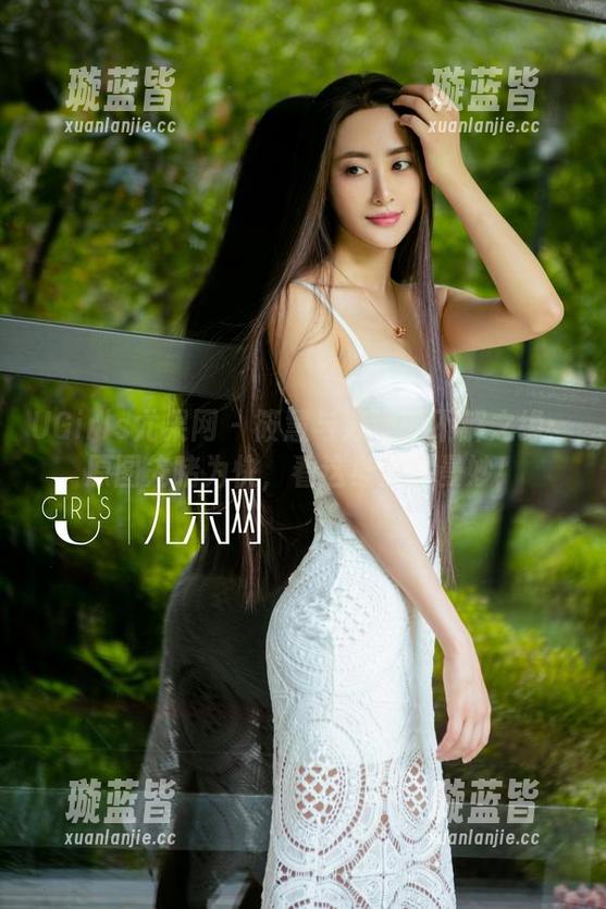 UGirls尤果网 - 筱慧与泳池的不解之缘：原图先睹为快，看这身姿多曼妙！