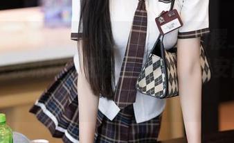 XIAOYU语画界 – 看！这个绯月樱_Cherry的套装私拍，还有什么能让我安静下来的呢？