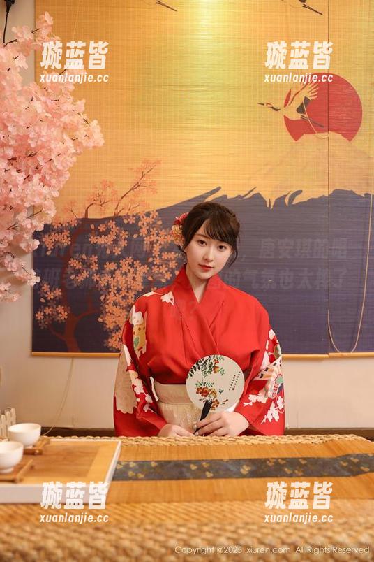 Xiuren秀人网 - 发个感慨，唐安琪的唱诗班老师系列更新，原图的气氛也太棒了吧？