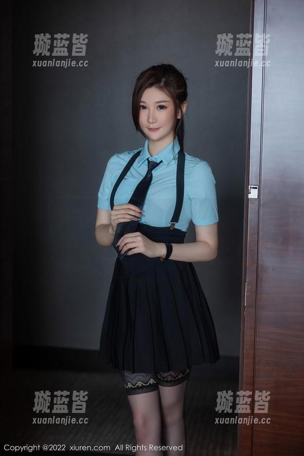 Xiuren秀人网 - 黑色的最新偶像——子纯儿的写真集，眼神在电力十足地碰撞！