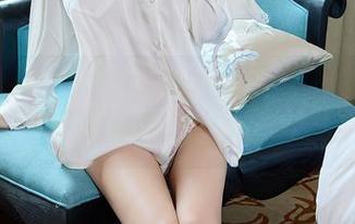 Xiuren秀人网 – 写真中的私拍时间：萌奈子的套装回忆录。