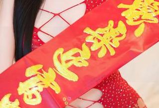 YouMi尤蜜荟 – 懵懂的是小逗逗，恰巧绽放在这组美图里的温柔、愉悦