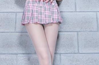 beautyleg – 这一季的Queena，圣诞作品像是在轻声耳语
