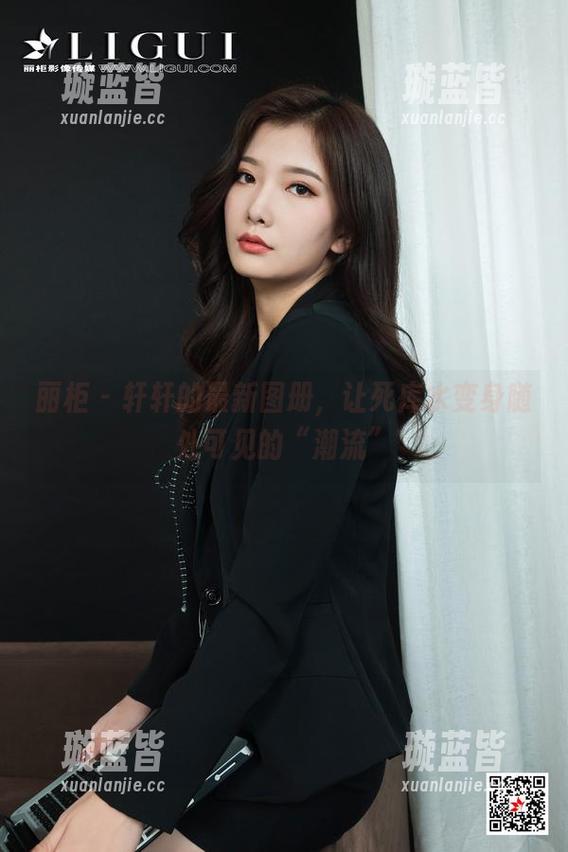 丽柜 - 轩轩的最新图册，让死库水变身随处可见的“潮流”
