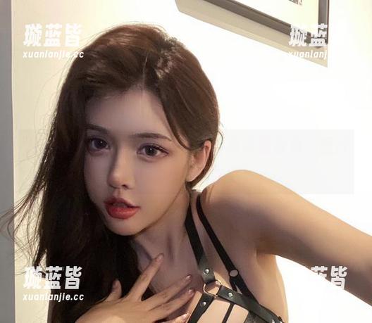 微密圈 - 迷失在于芷晴的吊带袜天使合集，图片多得让你无法专心！