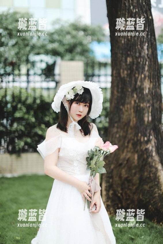 依依超级懒带你玩转套装，无圣光也能做到的美图真技艺！