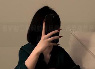 微密圈 – 保守的二舅妈的新玩意，吊带袜作品集真有些出乎意料