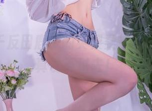 不下载千反田鹿子的英梨梨皮衣COS，还真说不过去！
