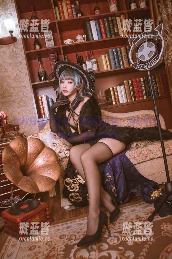 女神降临？宫本桜和她的图包，海伦娜礼服带来一丝小迷糊！