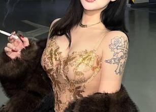 微密圈 – 何为网袜的终极幻想？小优优子亲自为你献上这组图片。
