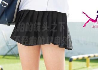 尤果网 – 私拍的镜头之下，朱赢的美脚有种不经意的放电效果呢！