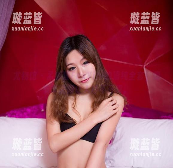 尤物馆 - 孟狐狸FoxYini的清纯全套，细节丰富得让人移不开眼。
