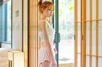 推女神 – 艾小青穿上体操服的私房写真，果然是让人一看再看，啥时候能让我也试试