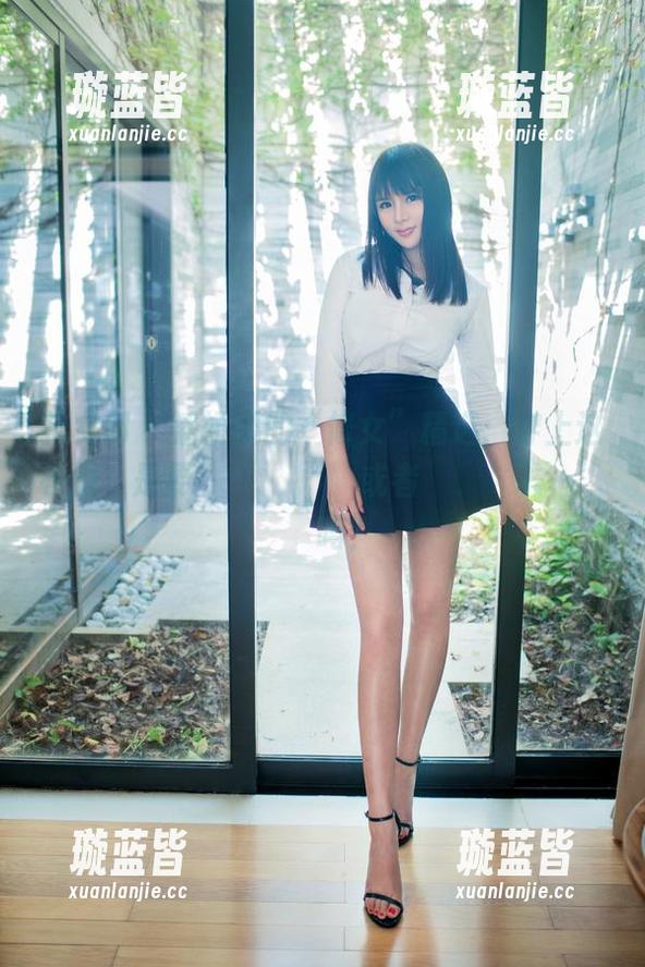 推女郎 - 潘娇娇的“修女”精选：穿上这衣服，是要спасать或者шокировать吗？
