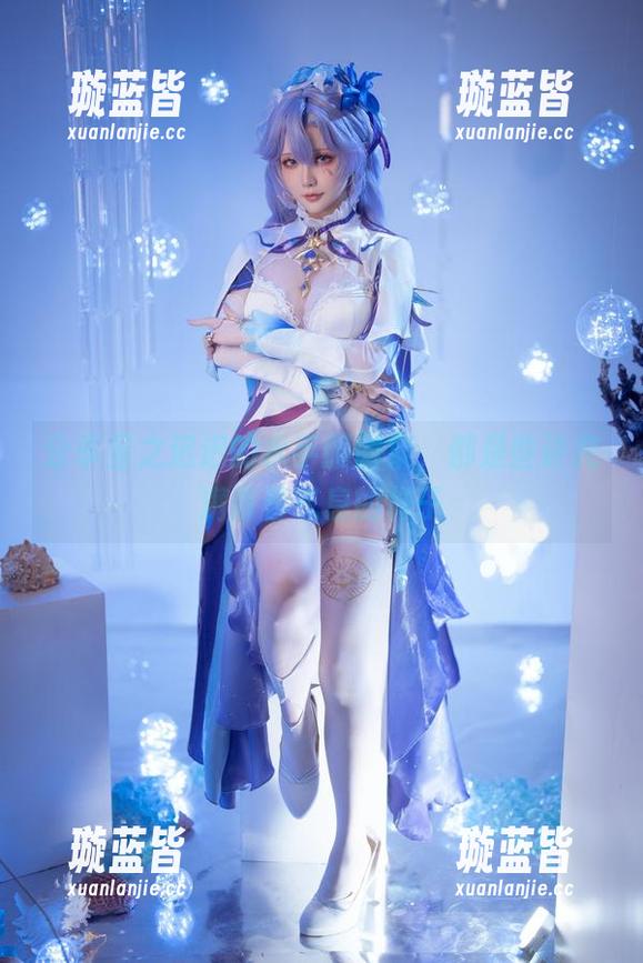 分享星之迟迟的水手服图集，都是些许充满青春气息的样子