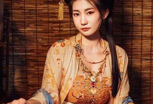 星澜想来杯珍珠奶茶姐，高清壁纸排队等着你来认领！