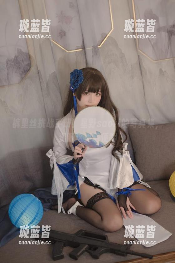 裤里丝挑战手册！星野saori的写真集，资源这里随便翻