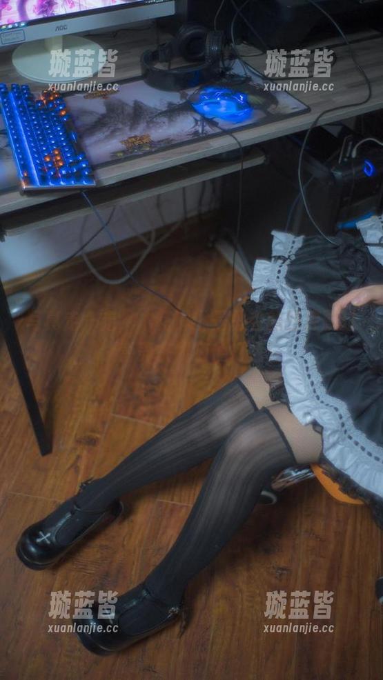 写真走一走，木花琳琳是勇者的图库飘过，营养快线随便打包！