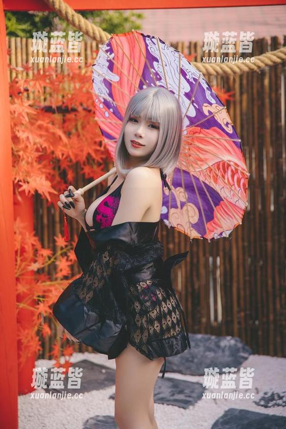 末夜787的和服写真，定制也很有趣，但我可能不太懂
