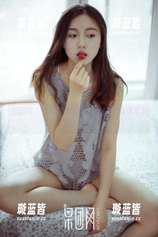 果团网 - 当裴希西穿上修女服，免费写真不怕烧心灵