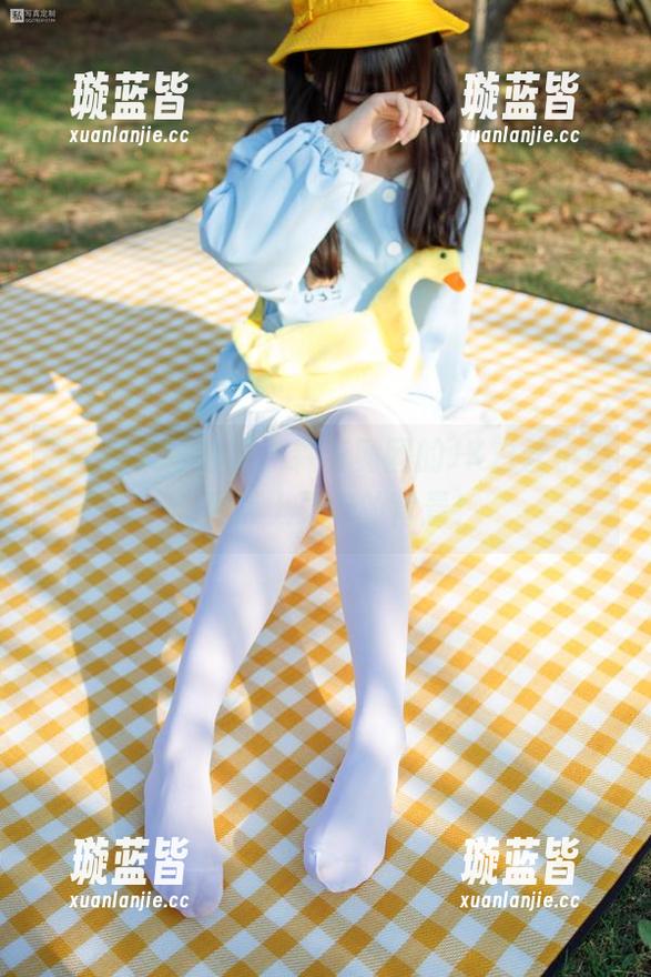 这图集太可惜了，森萝财团的JK白丝小妹，配得上更好的背景！