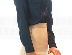 模范学院 – 看Baileys香儿的学姐私拍，明明是作品却像是在翻阅日记