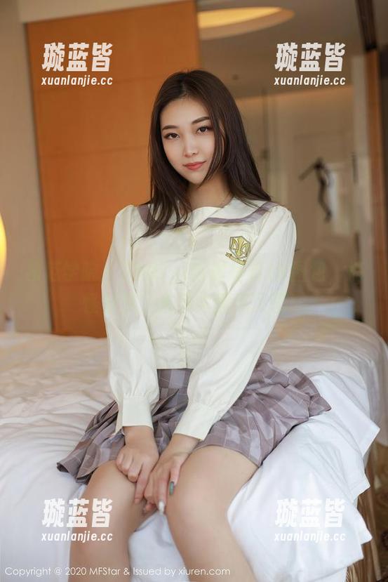模范学院 - Cheryl青树提着JK图包，搞怪分享，未免太懂我了吧！
