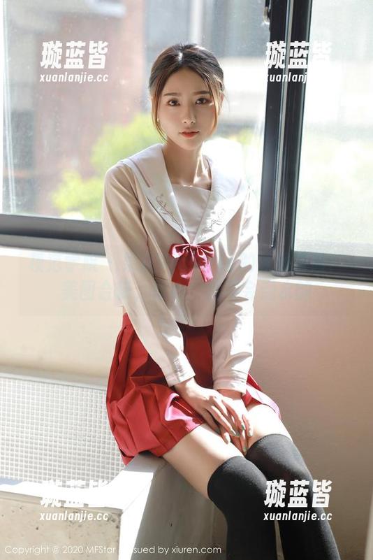 模范学院 - 果儿Victoria的泳池冒险：美图合辑，放心，我不会潜水的