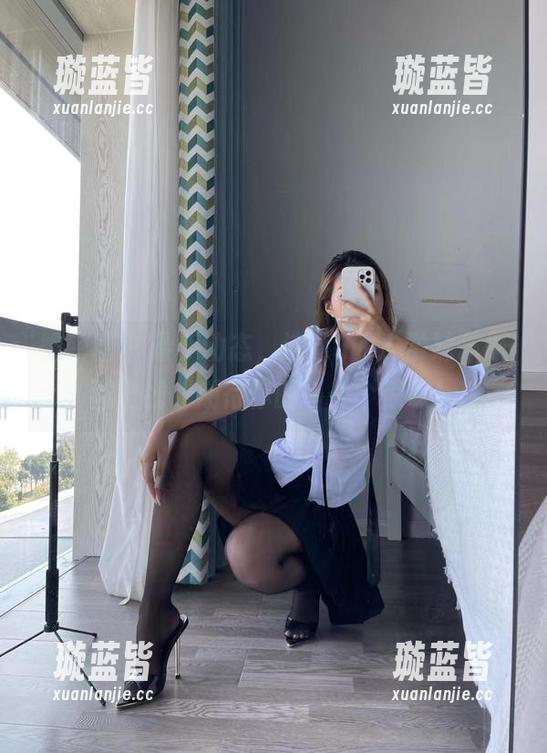 洁己u 微密圈 - 最新动态,洁己u的“学妹”原图上线,期待你的每一个惊叹!