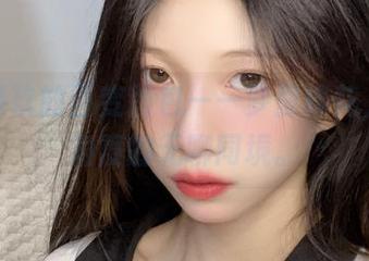 清青琴玖的百变图包——梦里碎花，不同角度的无聊同境。