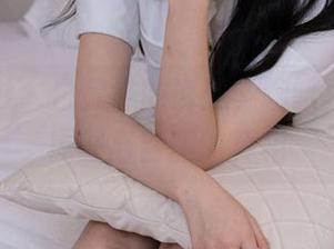 甜予摄影 – 白棉袜的诱惑，咖啡豆来袭，原图与套图的真相