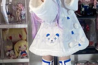 发现白栎Shirly与龙华妃咲的cos套图，蔚蓝档案之旅中怎么能少了你呢？