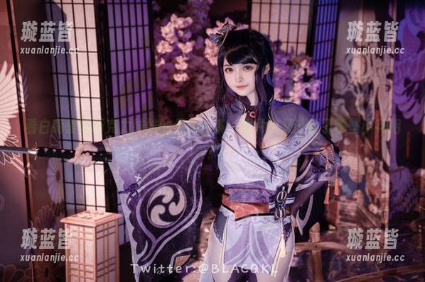 看白莉爱吃巧克力妹妹的另类合集，照片中又计划了哪些小花招？