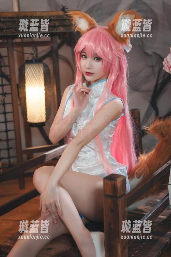 百合欧皇子 百合欧皇子的炫技时刻:又一波最新写真,碧蓝航线的可畏,快来瞧!