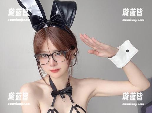 套图迷踪：啊！眼酱大魔王w的OL风情，难道这么让人心痒？