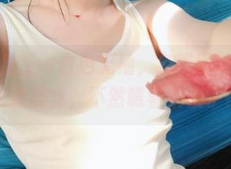 眼酱大魔王w白色无袖，免费图集，建议配点美食，不然瞧着太饿了！