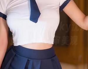 秀人网 – 原图曝出，Lucky沈欢欣的校服打破了我的审美观