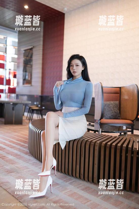 秀人网-MOON嘉依 秀人网 - 毫不吝啬的美,MOON嘉依女友写真原图都在这了!